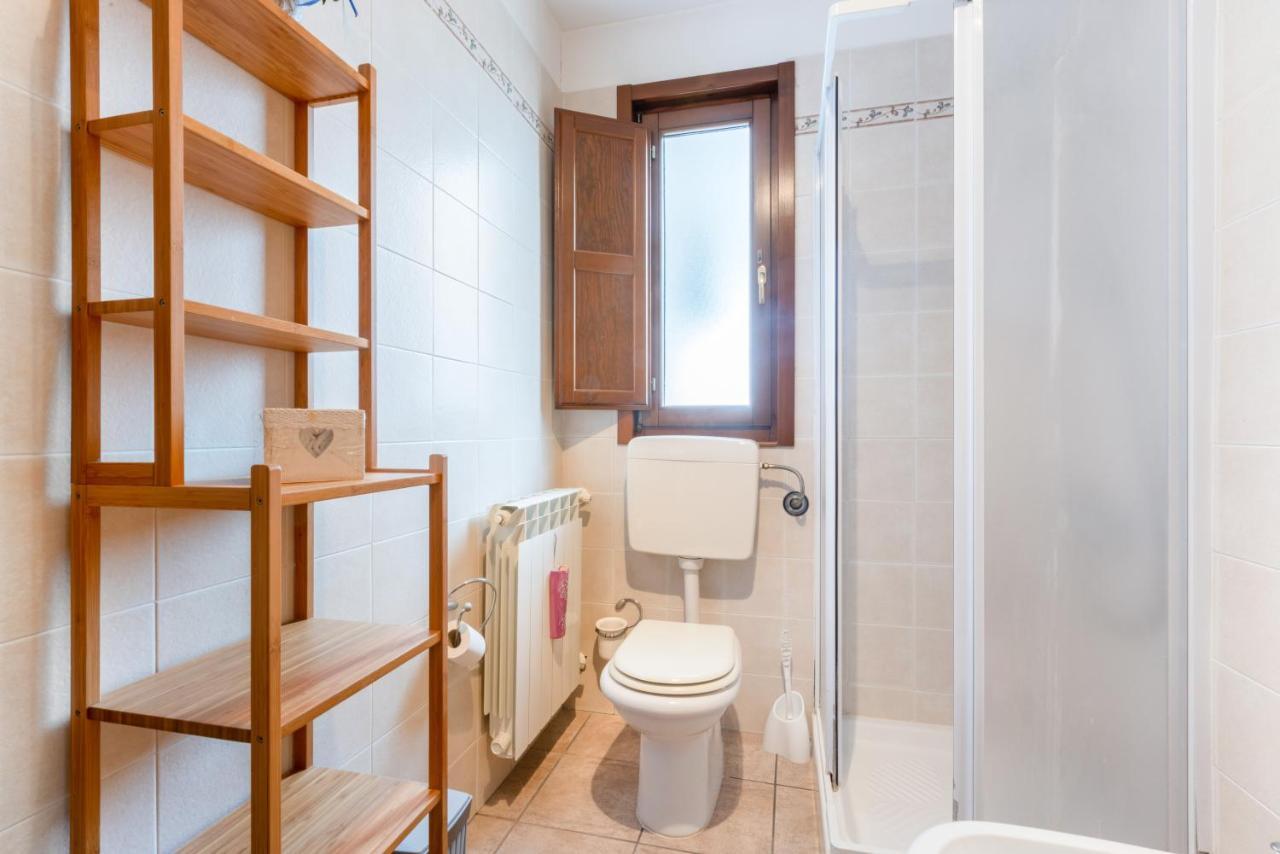 Lecce Colorful Flat With Terrace & Parking Apartamento Exterior foto