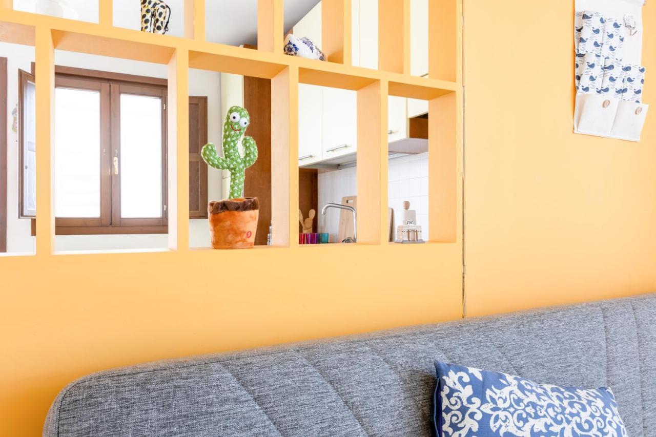 Lecce Colorful Flat With Terrace & Parking Apartamento Exterior foto